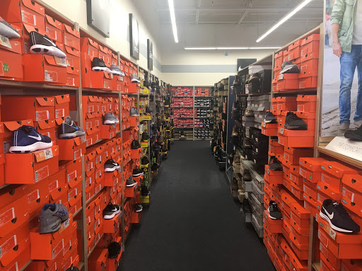 Shoe Store «Rack Room Shoes», reviews and photos, 3050 E Lohman Ave Ste E, Las Cruces, NM 88011, USA