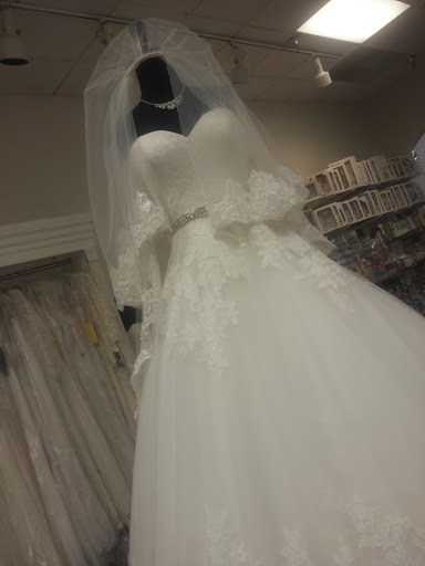 Dress Store «Bonitas Bridal», reviews and photos, 8370 On the Mall #246, Buena Park, CA 90620, USA