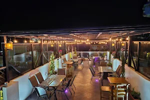 El Mirador restaurante y salón de eventos image