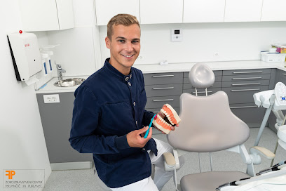 Ustni higienik Gašper Selakovič | Čiščenje zobnega kamna