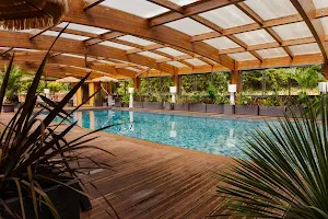Domaine Nature Du Paillé Séjour bien être avec restaurant, piscine couverte et chauffée, spa, sauna, cabane et chalet bois image