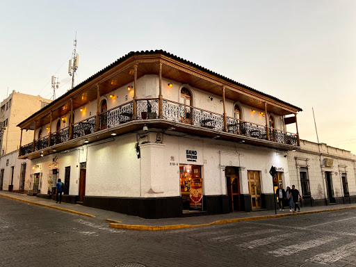 Pubs video games Arequipa