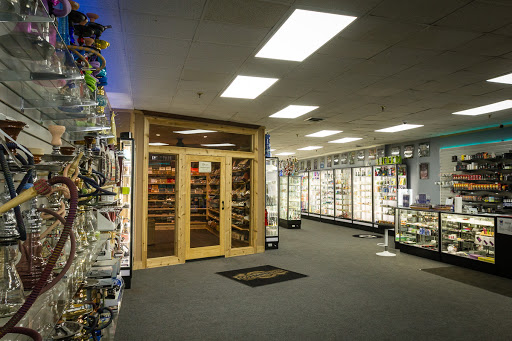 Tobacco Shop «Tobacco Tree Inc», reviews and photos, 1734 Lexington Ave N, Roseville, MN 55113, USA