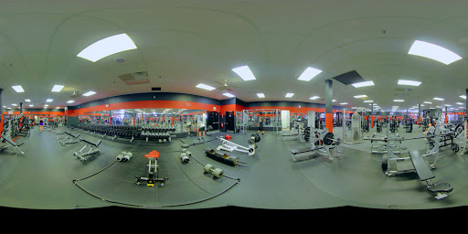 Gym «BrickHaus Fitness Gym Open 24 Hours», reviews and photos, 266 E Geneva Rd, Wheaton, IL 60187, USA