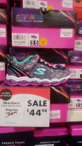 Clothing Store «Burlington Coat Factory», reviews and photos, 1965 N Pebble Creek Pkwy, Goodyear, AZ 85395, USA