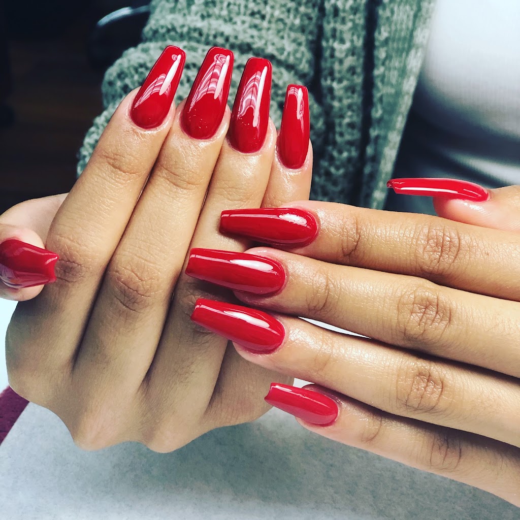 Innovation Dominican Beauty Salon 33012