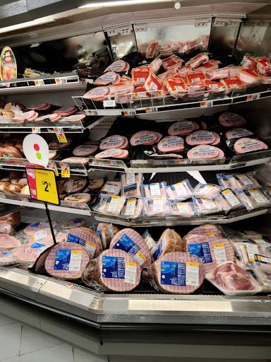 Grocery Store «Stop & Shop», reviews and photos, 35 Washington St, Lynn, MA 01904, USA