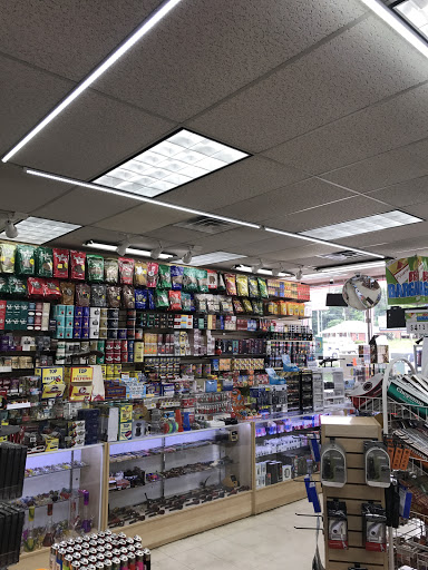 Tobacco Shop «Discount Tobacco Outlet», reviews and photos, 1013 Lurleen B Wallace Blvd, Northport, AL 35476, USA