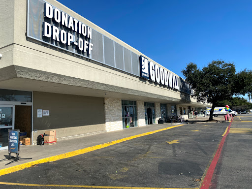 Thrift Store «Goodwill», reviews and photos