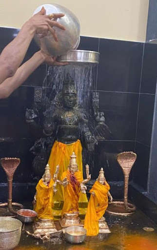 Hindu Temple «Shirdi Sai Cultural and Community Center», reviews and photos, 465 Lincoln Hwy, Iselin, NJ 08830, USA