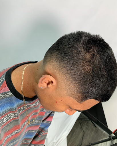 Barber Shop «LEGENDARY BARBERSHOP», reviews and photos, 754 W Kettleman Ln, Lodi, CA 95240, USA