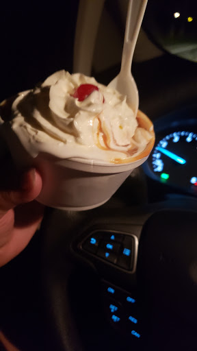 Ice Cream Shop «Rodeo Whip», reviews and photos, 1250 S Woodland Blvd, DeLand, FL 32720, USA