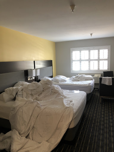 Hotel Aura image