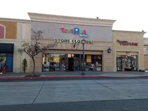 Shopping Mall «Las Americas Premium Outlets», reviews and photos, 4211 Camino De La Plaza, San Diego, CA 92173, USA