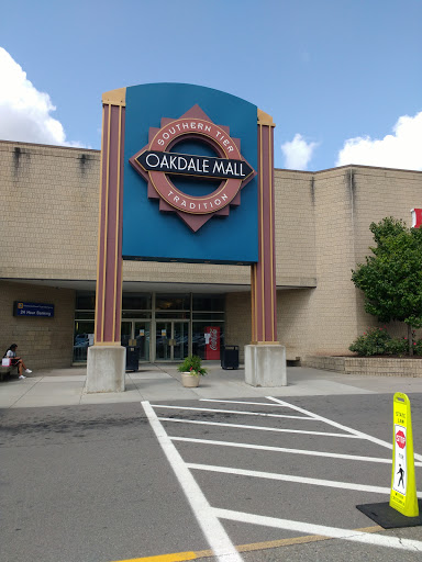 Shopping Mall «Oakdale Mall», reviews and photos, Harry L Dr #601-635, Johnson City, NY 13790, USA