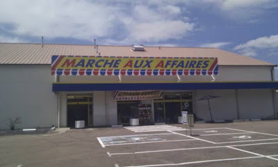 Marché aux affaires - Sennecey le Grand à Sennecey-le-Grand