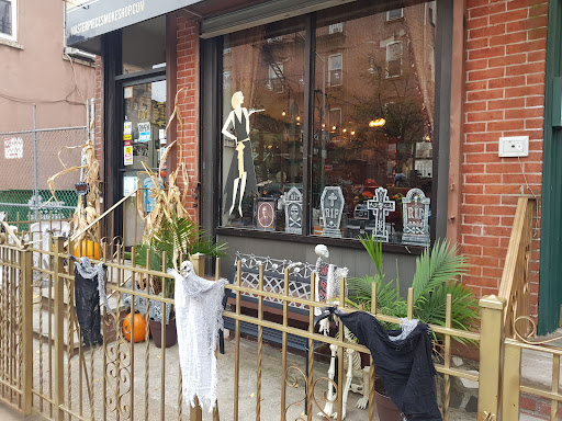 Vaporizer Store «Master Piece Vape & Smoke Shop», reviews and photos, 130 India St, Brooklyn, NY 11222, USA