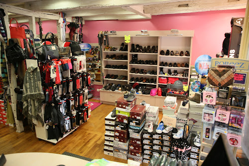 Magasin de chaussures Rock and Grolles Argentat-sur-Dordogne