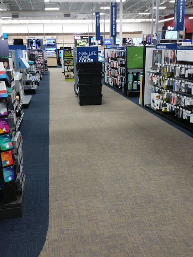 Electronics Store «Best Buy», reviews and photos, 6000 E Lake Sammamish Pkwy SE, Issaquah, WA 98029, USA