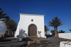 Ermita de las Nieves image
