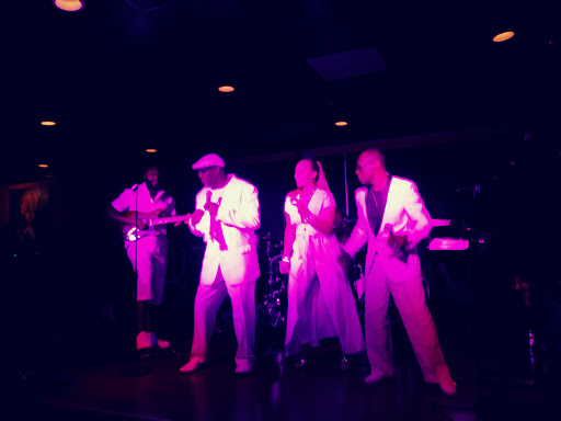 Bar & Grill «Chicago Bar & Grill», reviews and photos, 4444 FM 1960, Houston, TX 77068, USA