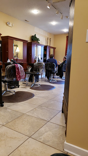 Hair Salon «Illusions Salon and Day Spa», reviews and photos, 374 McLaws Cir #1, Williamsburg, VA 23185, USA