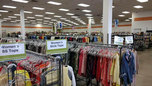 Thrift Store «Pavilions Goodwill Retail Store, Donation Center, and Career Center», reviews and photos, 8959 E Indian Bend Rd, Scottsdale, AZ 85250, USA