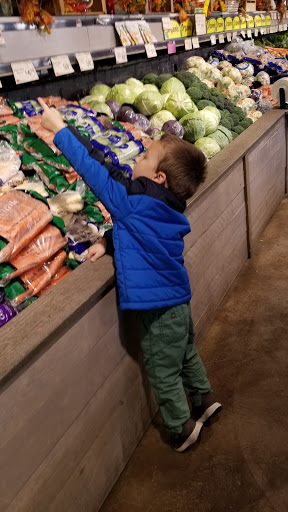 Produce Market «Fresh Acres Market», reviews and photos, 1941 Wilbraham Rd, Springfield, MA 01129, USA