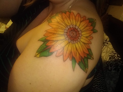 Tattoo Shop «Raining Ink», reviews and photos, 420 W 7th St, Columbia, TN 38401, USA