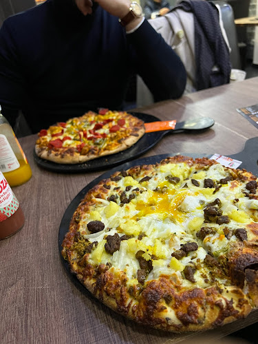 ROYALE PIZZA PAVILLON - Pizzeria