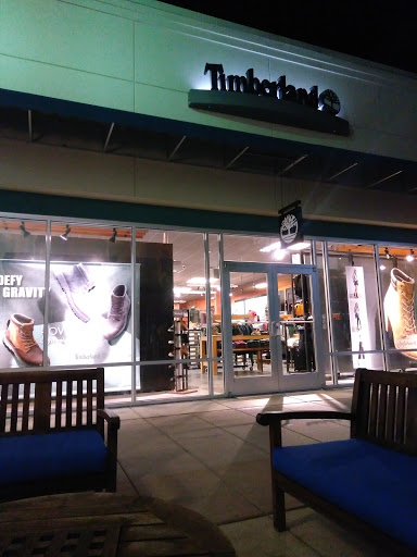 Shopping Mall «Jersey Shore Premium Outlets», reviews and photos, 1 Premium Outlet Blvd, Tinton Falls, NJ 07753, USA