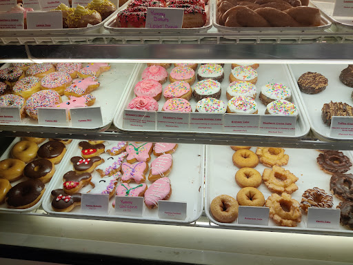 Donut Shop «Yummy Donuts», reviews and photos, 4355 Lovers Ln, Dallas, TX 75225, USA