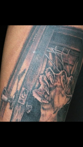 Tattoo Shop «Hired Guns Tattoo Studio», reviews and photos, 6402 Bass Lake Rd, Minneapolis, MN 55428, USA