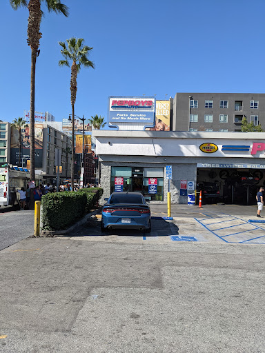 Auto Parts Store «Pep Boys Auto Parts & Service», reviews and photos, 6125 Hollywood Blvd, Hollywood, CA 90028, USA