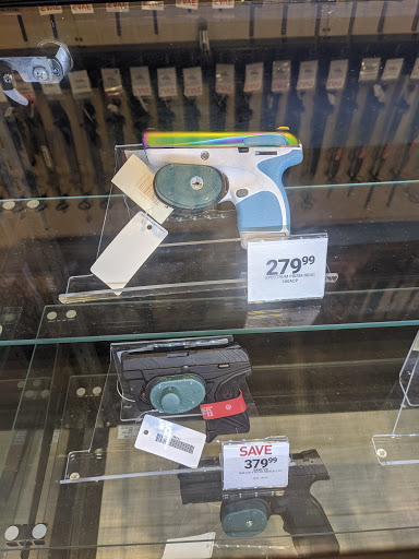 Outdoor Sports Store «Field & Stream», reviews and photos, 1501 Sentinel Dr Ste B, Chesapeake, VA 23320, USA