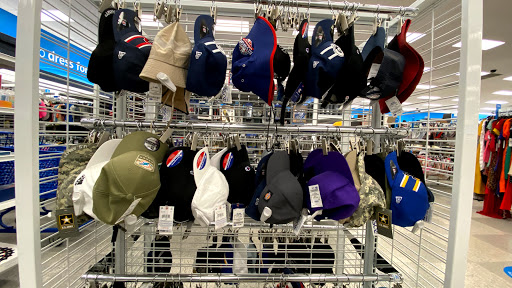 Clothing Store «Ross Dress for Less», reviews and photos, 3300 S Glenstone Ave, Springfield, MO 65804, USA