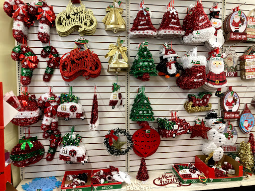 Dollar Store «Dollar Tree», reviews and photos, 1175 N Colony Rd, Wallingford, CT 06492, USA