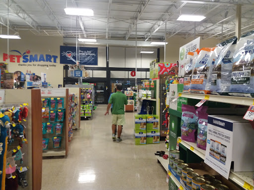 Pet Supply Store «PetSmart», reviews and photos, 585 Morrison Rd