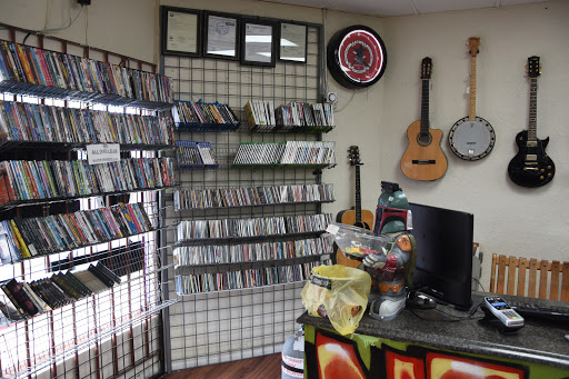 Pawn Shop «Mad Dog Pawn», reviews and photos, 3324 Manatee Ave W, Bradenton, FL 34205, USA