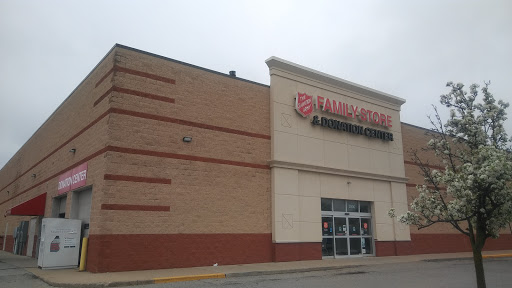 Thrift Store «The Salvation Army Family Store & Donation Center», reviews and photos