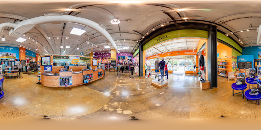 Running Store «Road Runner Sports», reviews and photos, 1326 Tenth Street, Berkeley, CA 94710, USA