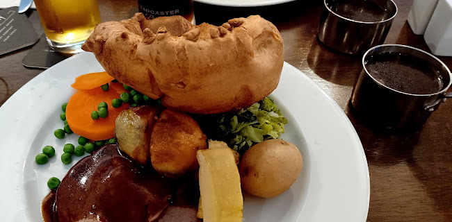 Reviews of Thackeray Restaurant Pub & Kitchen in Cardiff - Pub