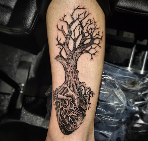 Explore mens thumb tattoo ideas, creative tattoo ideas in Kenosha, available at Kenosha Tattoo Company