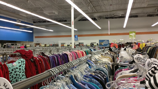 Thrift Store «Main & Recker Goodwill Retail Store & Donation Center», reviews and photos, 6030 E Main St Suite 6120, Mesa, AZ 85205, USA