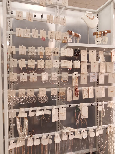 Department Store «Target», reviews and photos, 850 W North Ave, Melrose Park, IL 60160, USA