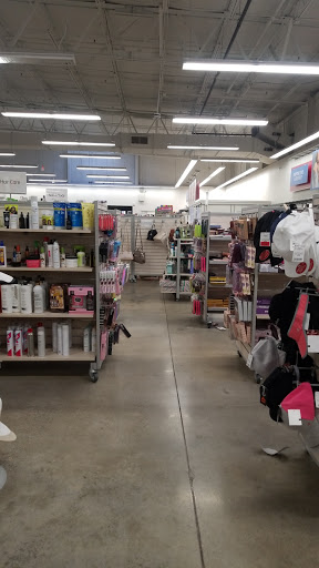 Clothing Store «Burlington Coat Factory», reviews and photos, 290 Turnpike Rd #10, Westborough, MA 01581, USA