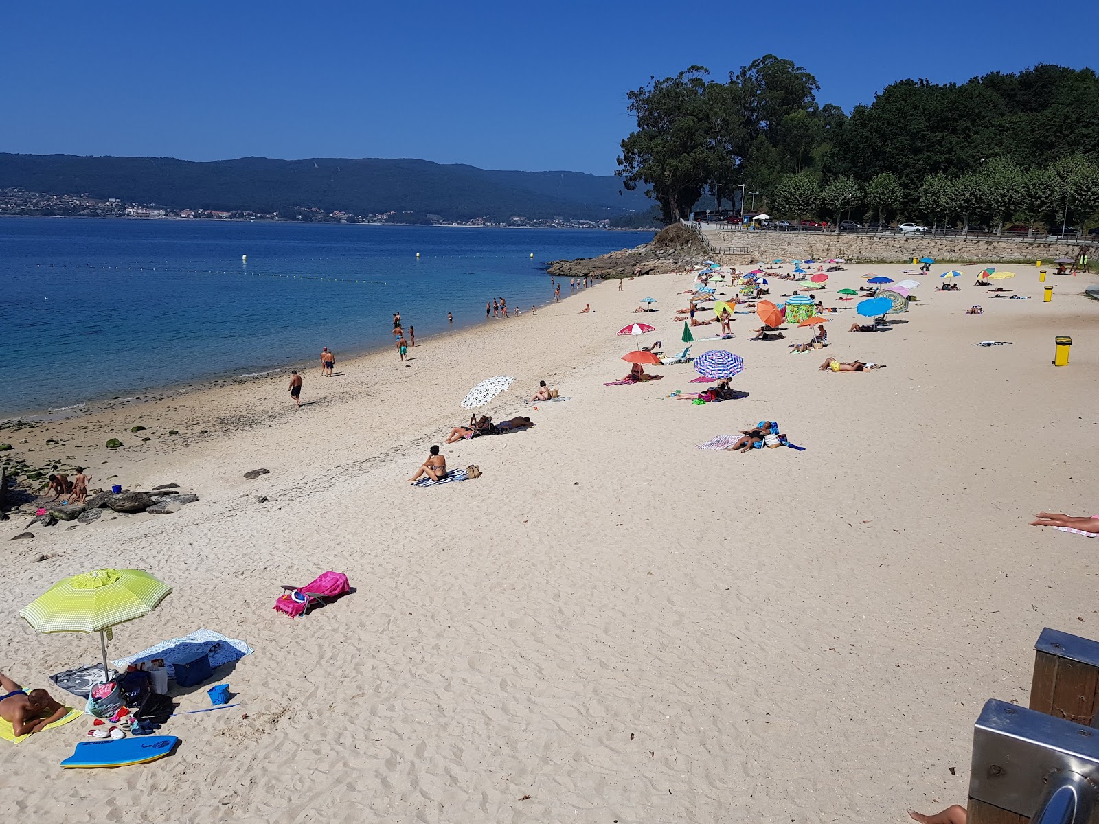 Foto av Praia de Portocelo med liten vik