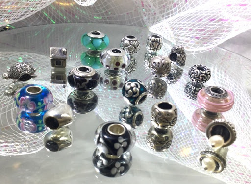 Pawn Shop «Prestige Pawn & Jewelry - Gold & Silver Dealer», reviews and photos, 360 W Indiantown Rd, Jupiter, FL 33458, USA