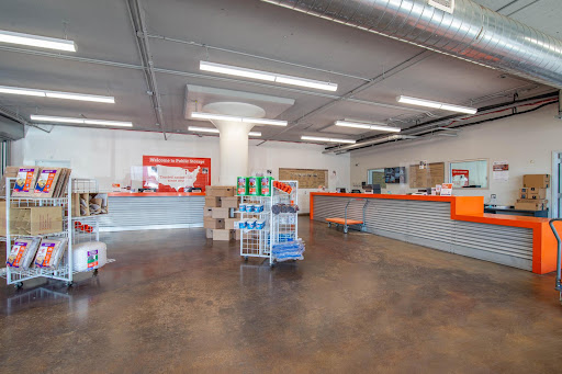 Self-Storage Facility «Public Storage», reviews and photos, 385 Gerard Ave, Bronx, NY 10451, USA