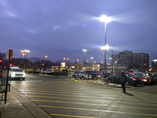 Shopping Mall «Gateway Centre Plaza», reviews and photos, Howard St, Chicago, IL 60626, USA